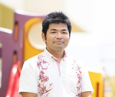 施設長 名嘉 紀勝(なか のりかつ)