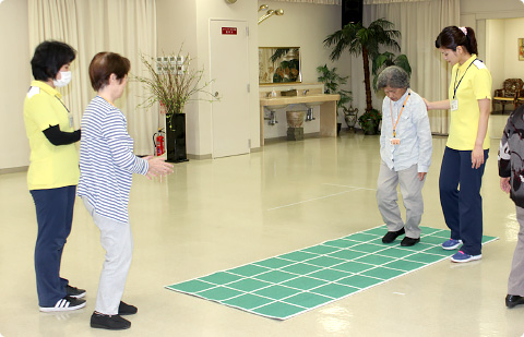 スクエアステップエクササイズ(SSE)